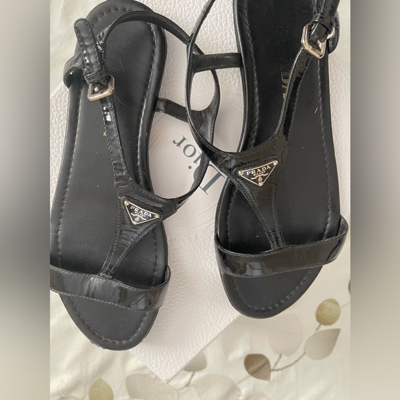Authentic Prada black patent Sandal flats size 38 - Picture 3 of 7